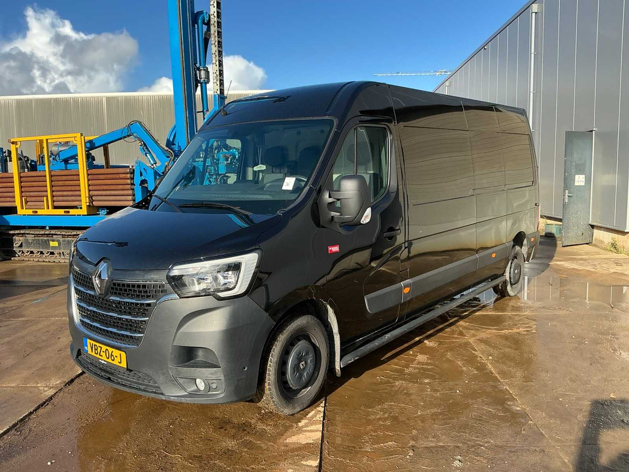 2019 RENAULT MASTER COMMERCIAL VEHICLE - Kisteherautó: 1 kép. 2019 RENAULT MASTER COMMERCIAL VEHICLE - Kisteherautó: 1 kép.