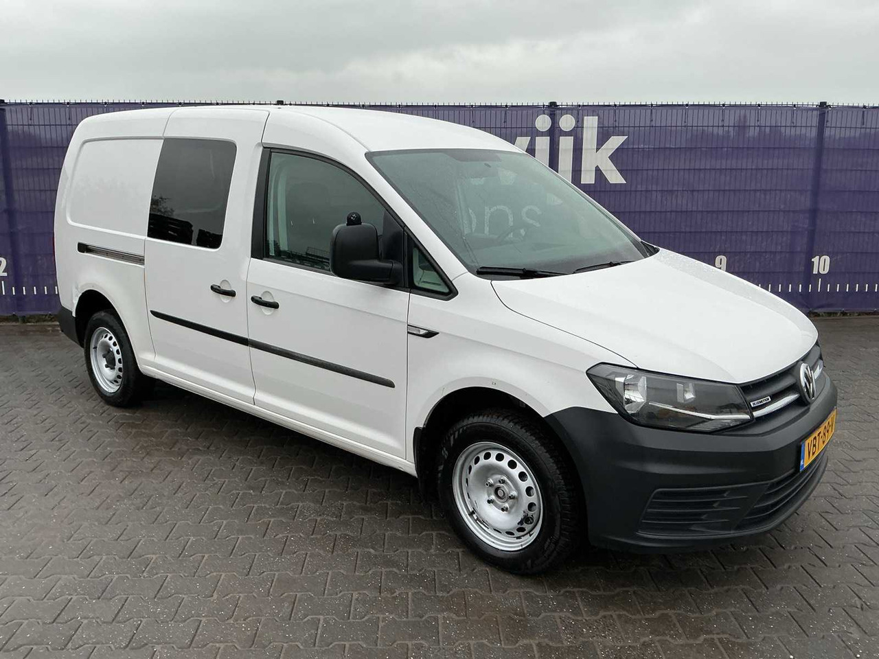 2019 - VOLKSWAGEN - CADDY - 1.4 TGI L2H1 ECOFUEL - COMMERCIAL VEHICLE - Kisteherautó: 2 kép. 2019 - VOLKSWAGEN - CADDY - 1.4 TGI L2H1 ECOFUEL - COMMERCIAL VEHICLE - Kisteherautó: 2 kép.