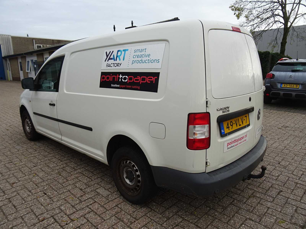 VOLKSWAGEN - CADDY - 1.9 TDI MAXI - COMMERCIAL VEHICLE - Kisteherautó: 3 kép. VOLKSWAGEN - CADDY - 1.9 TDI MAXI - COMMERCIAL VEHICLE - Kisteherautó: 3 kép.