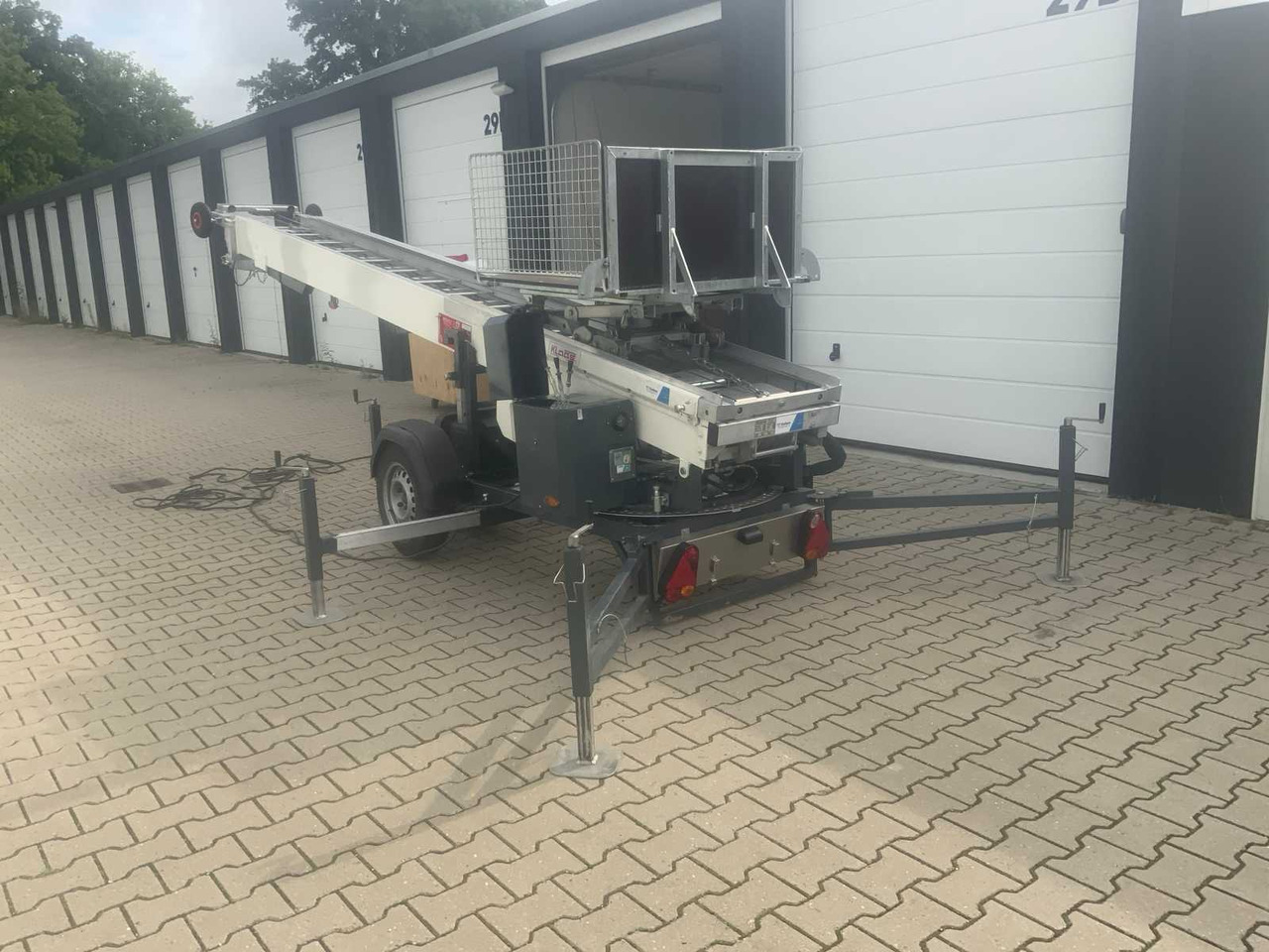 Klaas Toplight21 - Emelő: 3 kép. Klaas Toplight21 - Emelő: 3 kép.