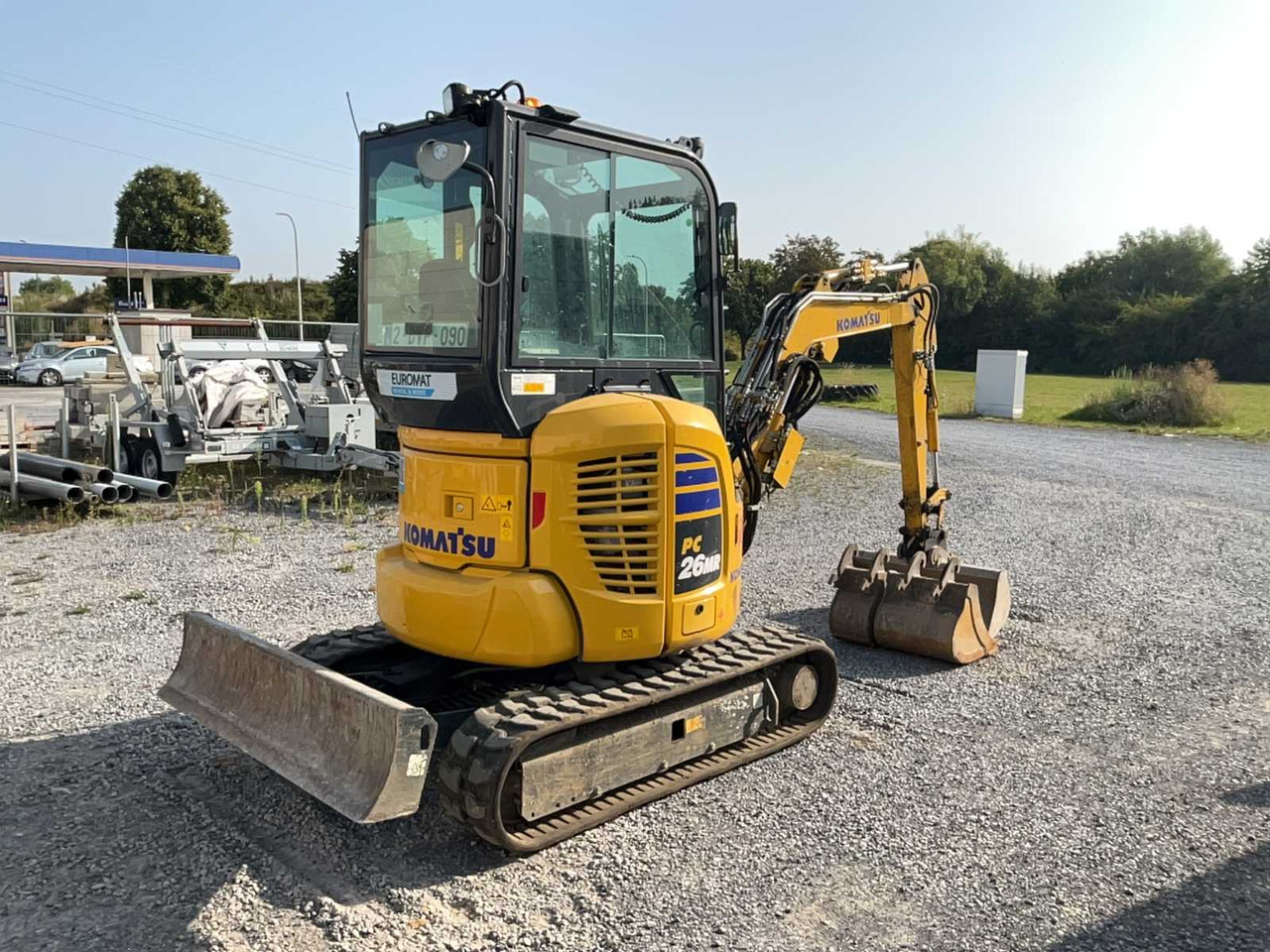 Komatsu PC26MR-5 - Minikotró: 4 kép. Komatsu PC26MR-5 - Minikotró: 4 kép.