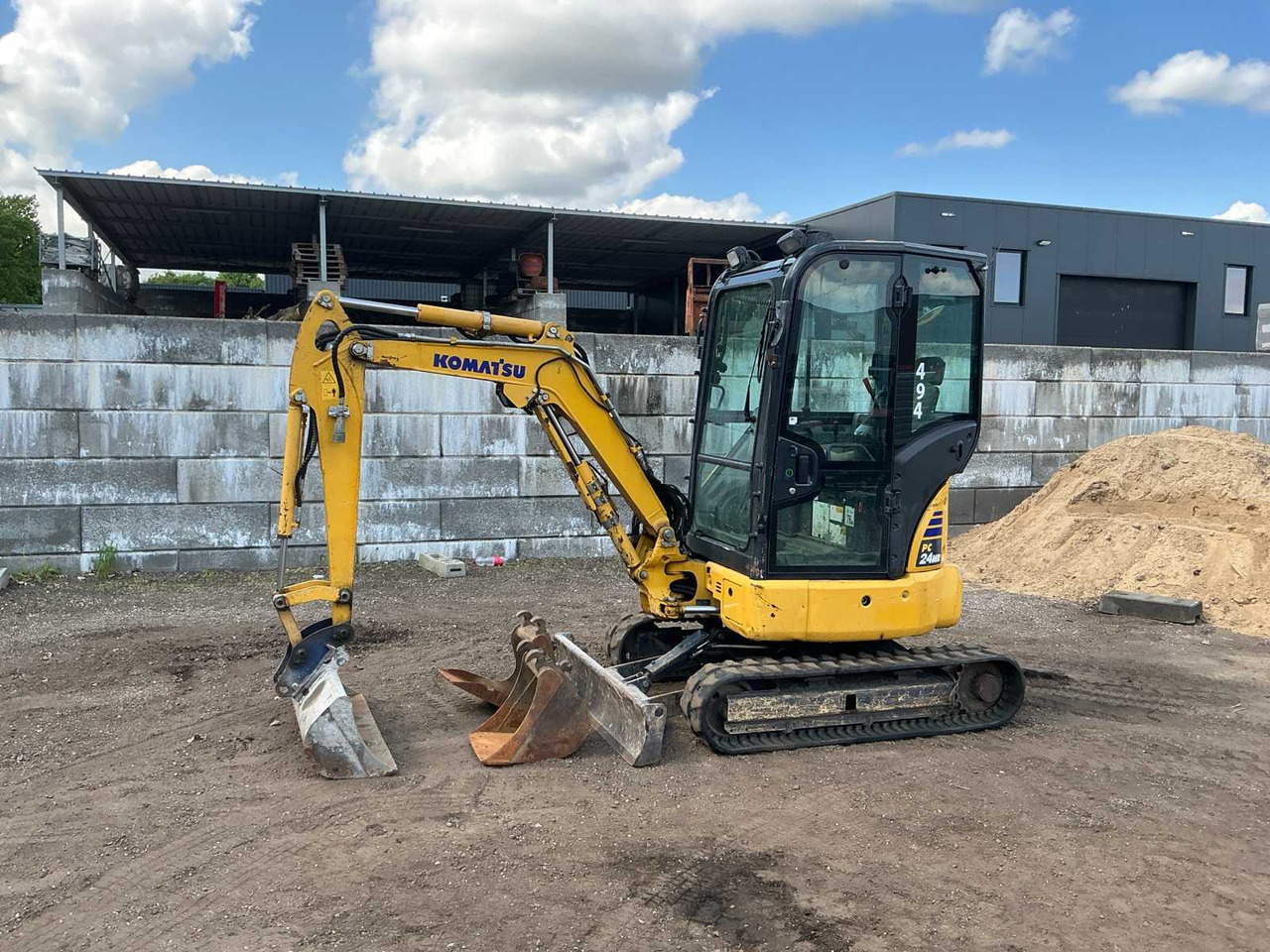 Minikotró Komatsu Pc24mr: 1 kép.
