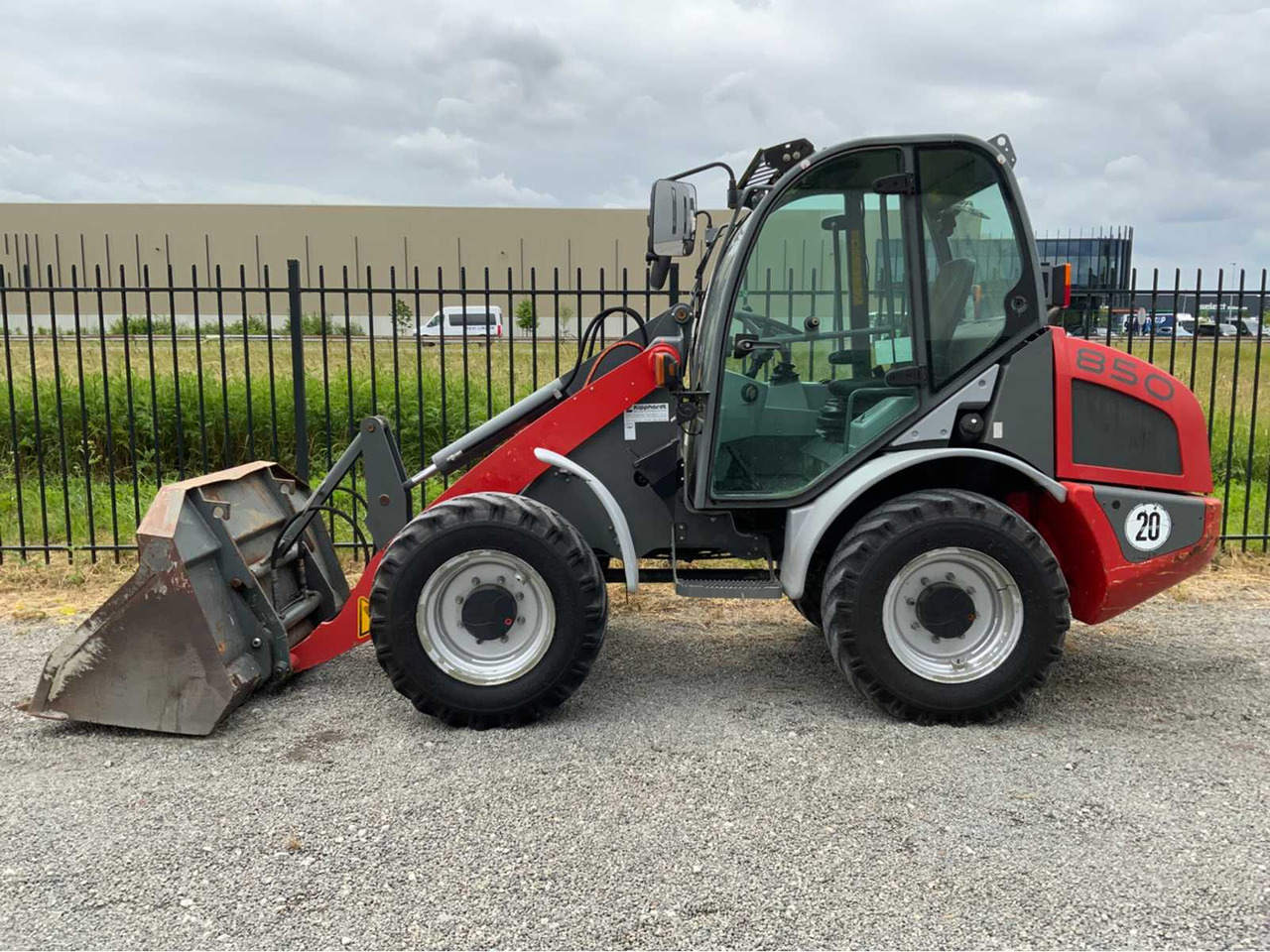 Kramer Allrad 346 - Gumikerekes homlokrakodó: 2 kép. Kramer Allrad 346 - Gumikerekes homlokrakodó: 2 kép.