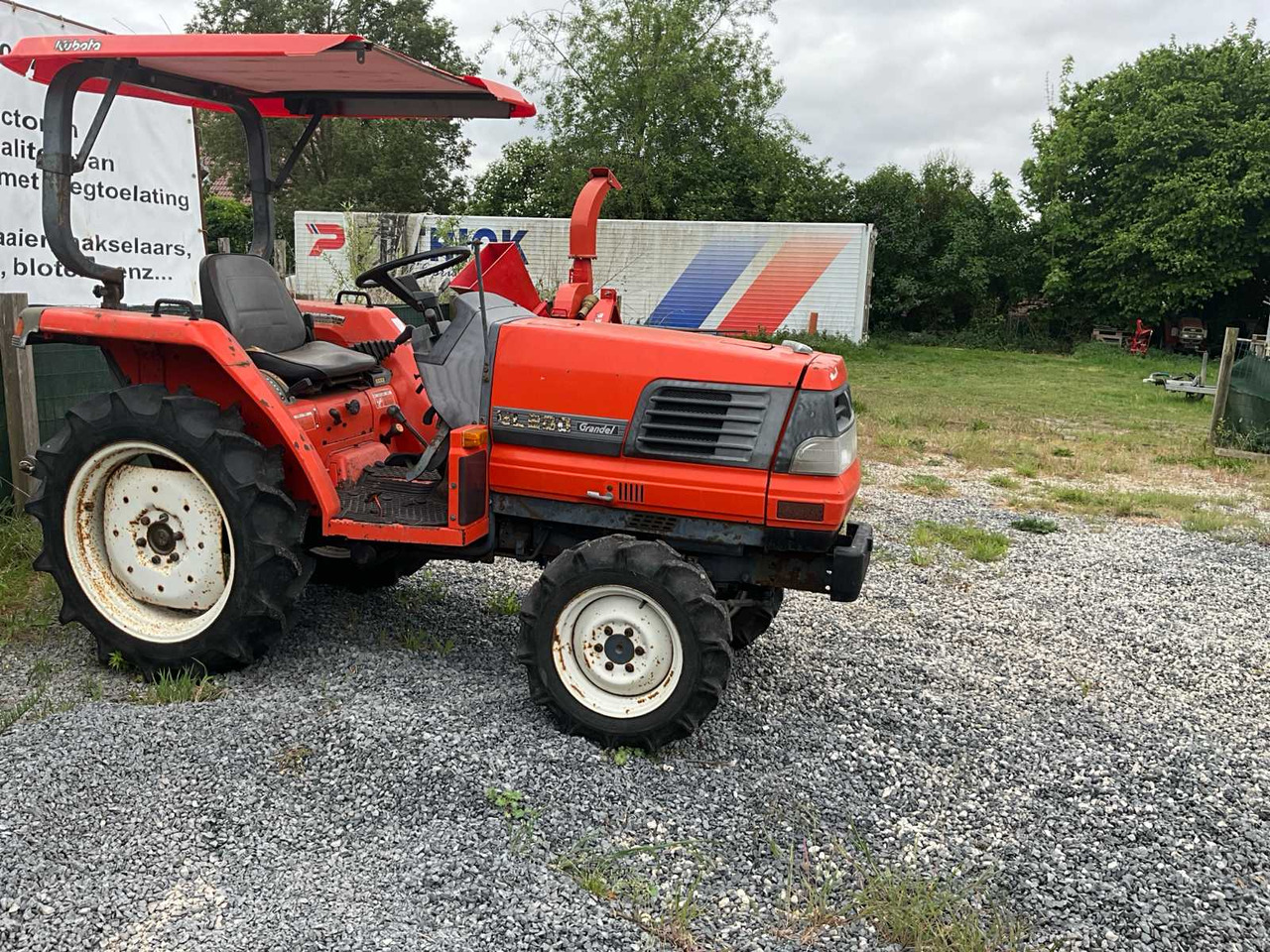 Kubota Grandel GL200 - Kistraktor: 4 kép. Kubota Grandel GL200 - Kistraktor: 4 kép.