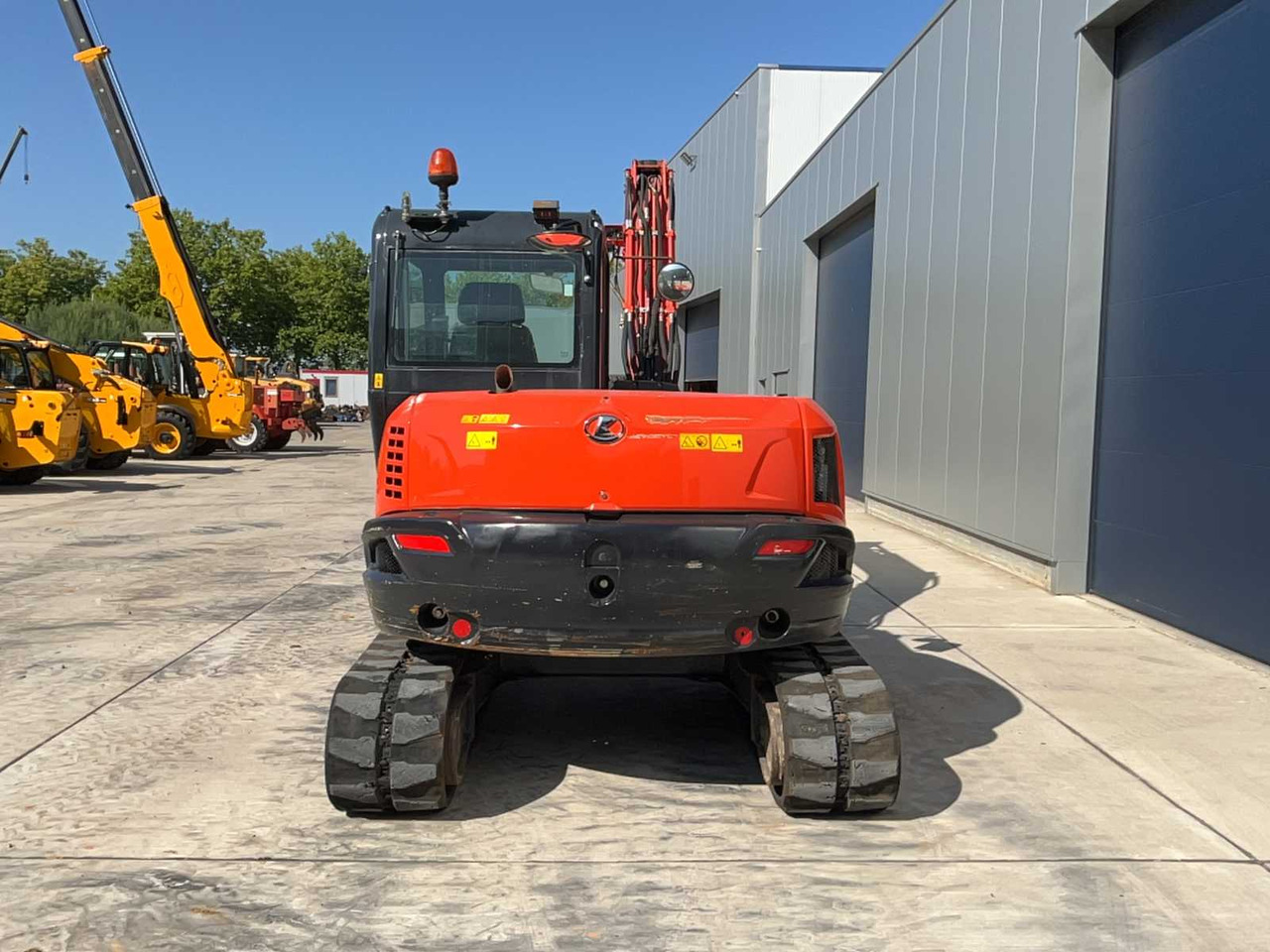 Kubota KX080-4~2 - Lánctalpas kotró: 5 kép. Kubota KX080-4~2 - Lánctalpas kotró: 5 kép.