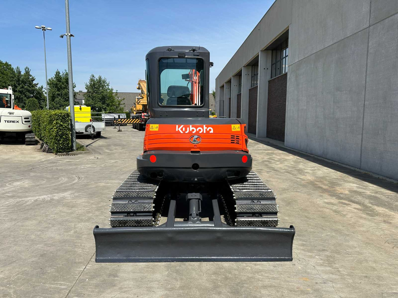 Kubota KX161-3 - Lánctalpas kotró: 5 kép. Kubota KX161-3 - Lánctalpas kotró: 5 kép.