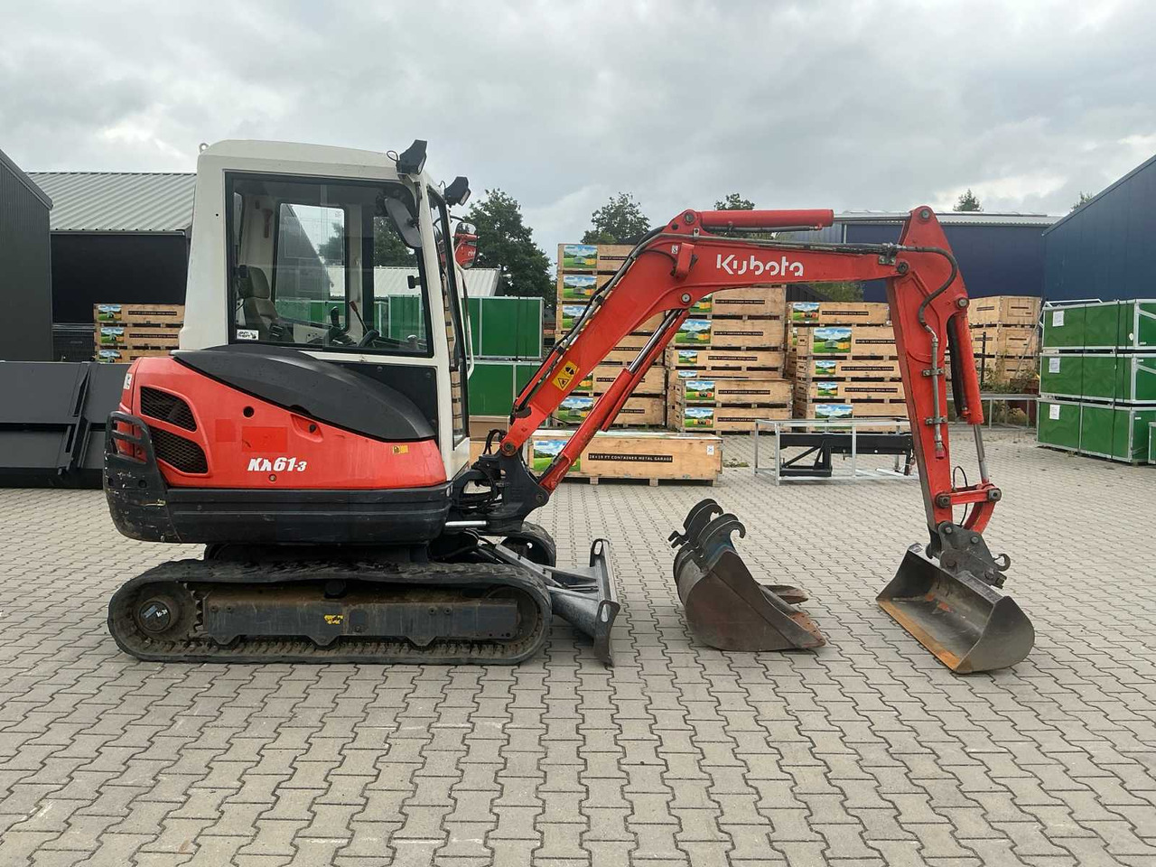 Kubota KX61-3 - Lánctalpas kotró: 4 kép. Kubota KX61-3 - Lánctalpas kotró: 4 kép.