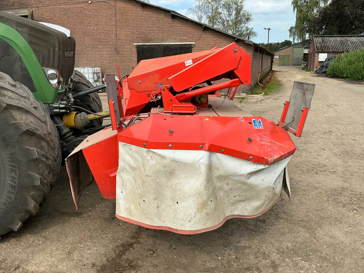 Kuhn FC313F - Szárzúzó/ Mulcsozó: 5 kép. Kuhn FC313F - Szárzúzó/ Mulcsozó: 5 kép.