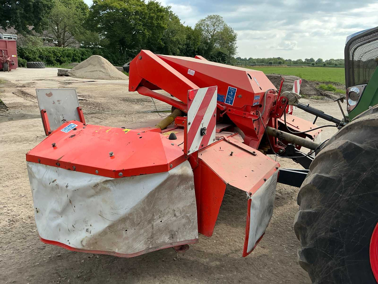 Kuhn FC313F - Szárzúzó/ Mulcsozó: 3 kép. Kuhn FC313F - Szárzúzó/ Mulcsozó: 3 kép.