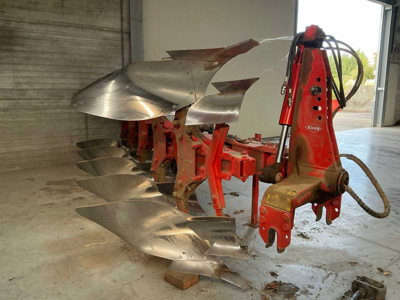 Kühn MM 121 4ET - Eke: 4 kép. Kühn MM 121 4ET - Eke: 4 kép.