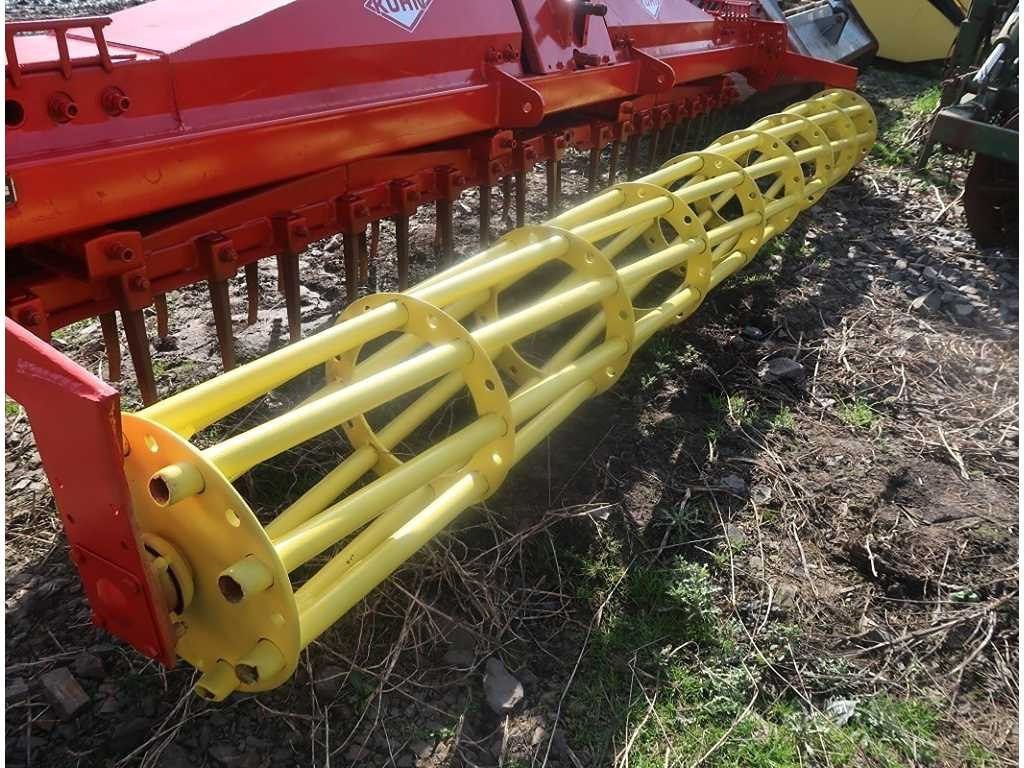 Kuhn - Forgóborona: 5 kép. Kuhn - Forgóborona: 5 kép.