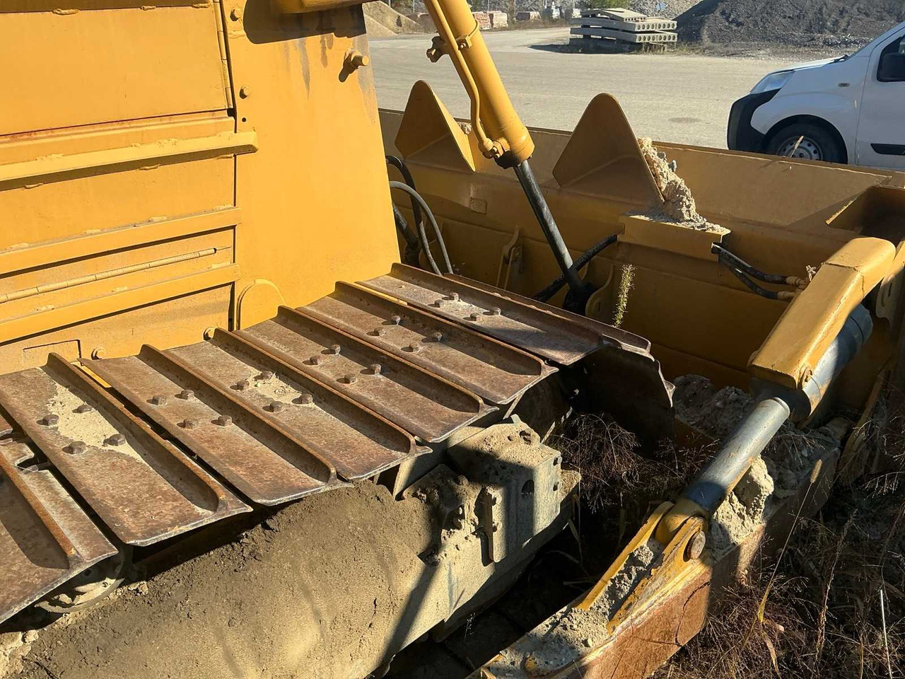 LIEBHERR PR 722 L - Buldózer: 5 kép. LIEBHERR PR 722 L - Buldózer: 5 kép.