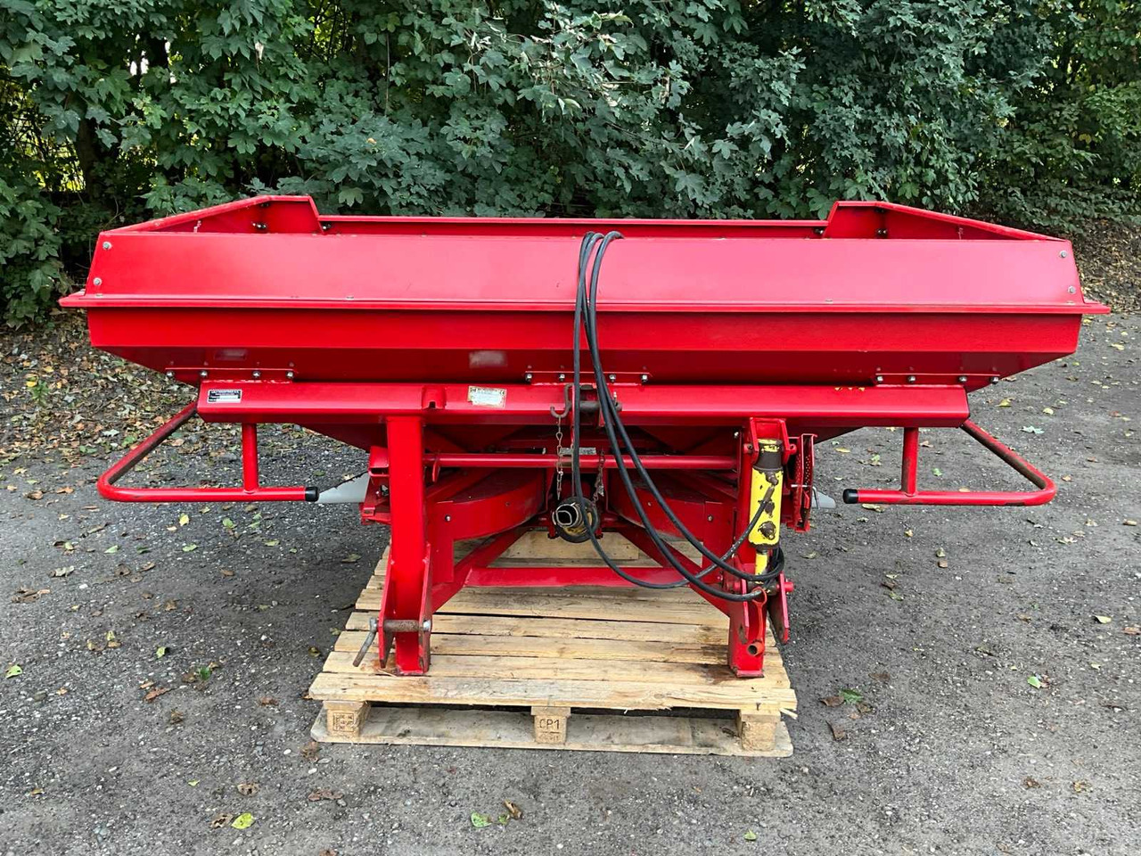 Lely Centerline SL - Műtrágyaszóró: 2 kép. Lely Centerline SL - Műtrágyaszóró: 2 kép.