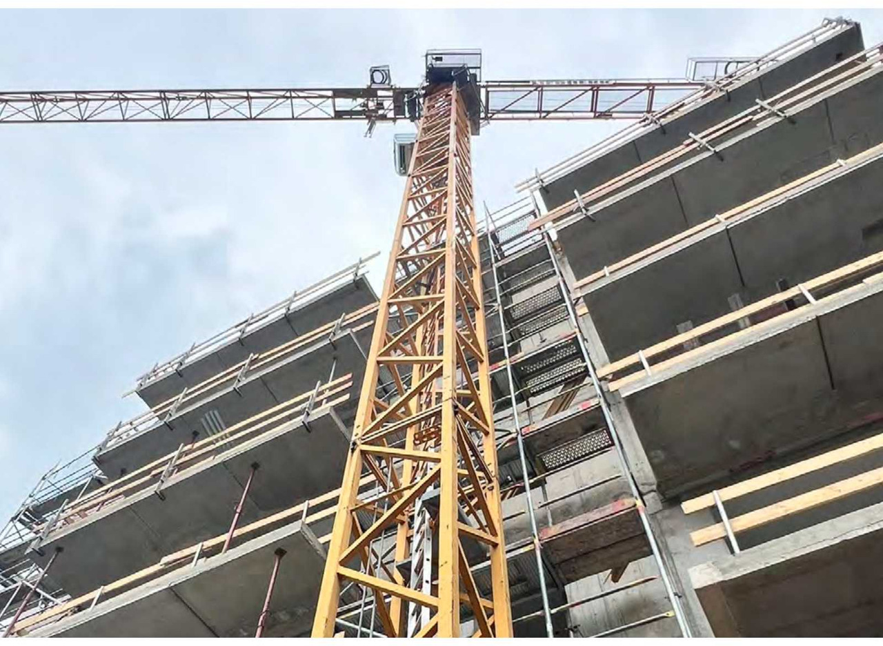 Liebherr 71 EC-B - Toronydaru: 2 kép. Liebherr 71 EC-B - Toronydaru: 2 kép.