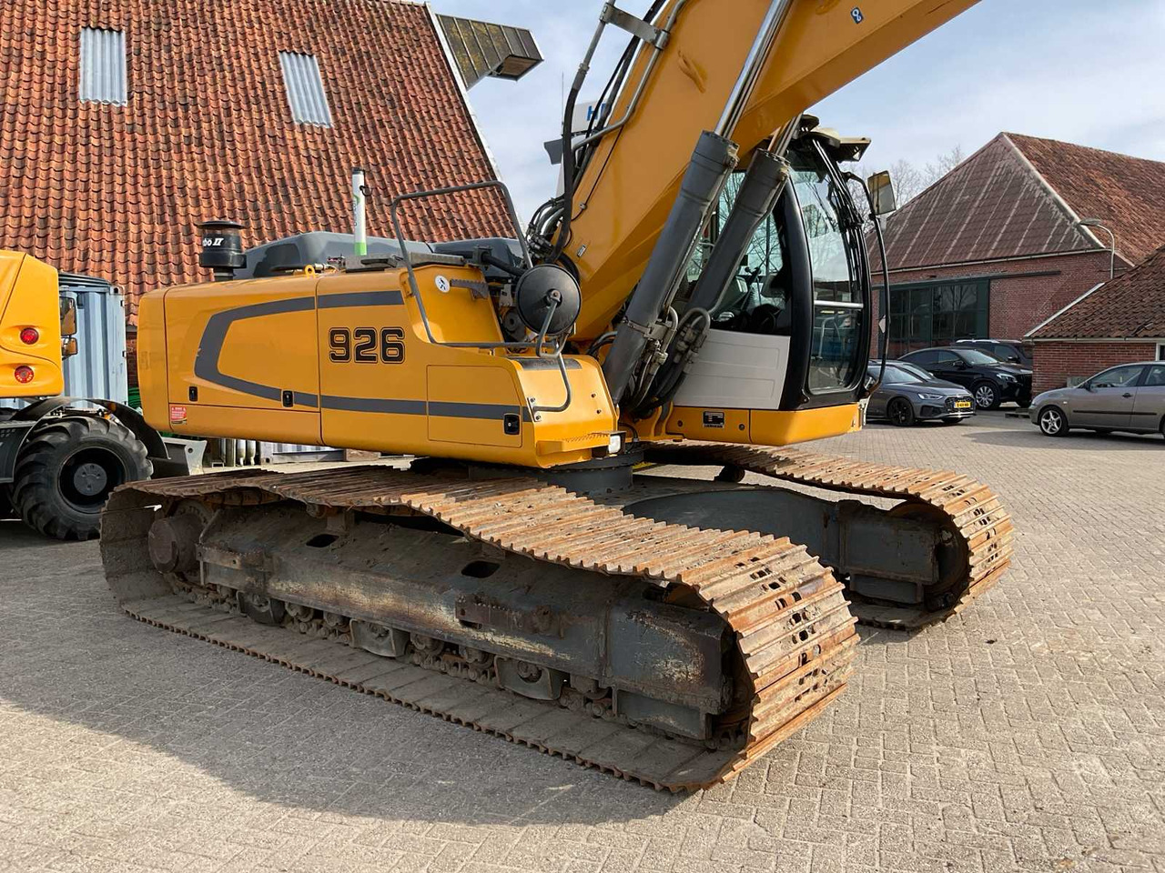 Liebherr R926 WLC - Lánctalpas kotró: 5 kép. Liebherr R926 WLC - Lánctalpas kotró: 5 kép.