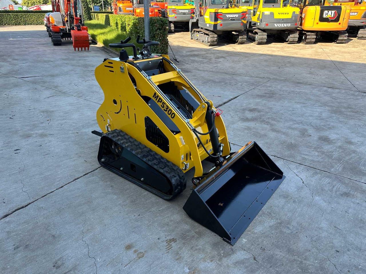 MACHPRO - 2025 - MP-S300 - CRAWLER LOADER - Kompakt lánctalpas rakodó: 3 kép. MACHPRO - 2025 - MP-S300 - CRAWLER LOADER - Kompakt lánctalpas rakodó: 3 kép.