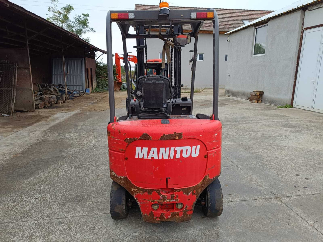 MANITOU - ME425-80V - FORKLIFT TRUCKS - 2015 - Villás targonca: 5 kép. MANITOU - ME425-80V - FORKLIFT TRUCKS - 2015 - Villás targonca: 5 kép.