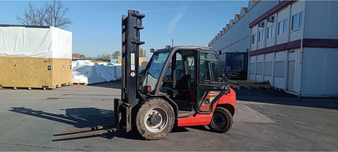 MANITOU - MSI 30 4ST3A - FORKLIFT TRUCKS - 2015 - Villás targonca: 1 kép. MANITOU - MSI 30 4ST3A - FORKLIFT TRUCKS - 2015 - Villás targonca: 1 kép.
