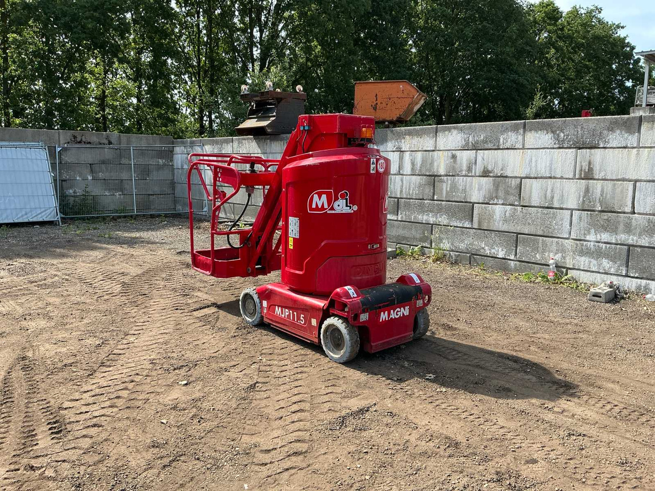 Magni MJP11.5 - Emelő: 3 kép. Magni MJP11.5 - Emelő: 3 kép.