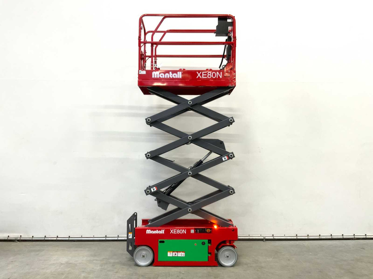 Mantall XE80N - Emelő: 4 kép. Mantall XE80N - Emelő: 4 kép.
