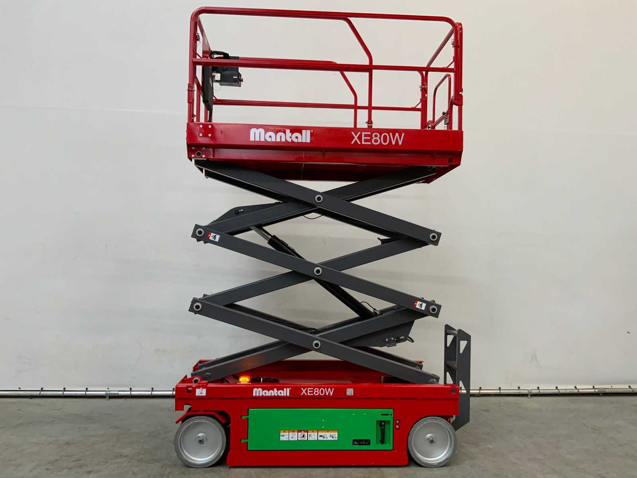 Mantall XE80W - Emelő: 4 kép. Mantall XE80W - Emelő: 4 kép.