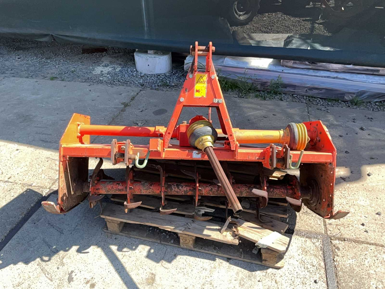 Maschio A140 - Talajmaró: 2 kép. Maschio A140 - Talajmaró: 2 kép.