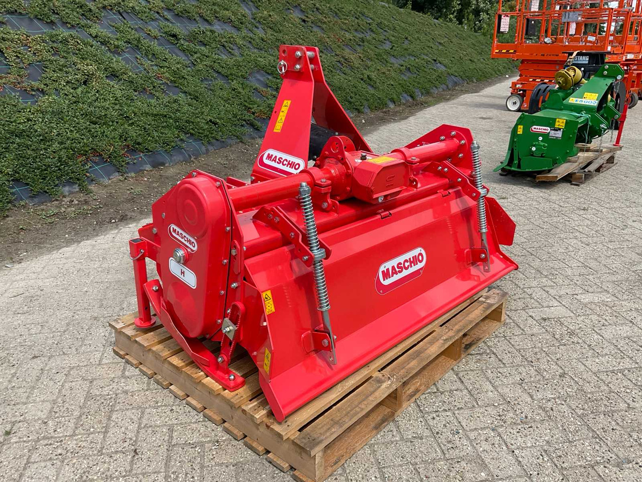 Maschio Fresa H145 - Talajmaró: 3 kép. Maschio Fresa H145 - Talajmaró: 3 kép.