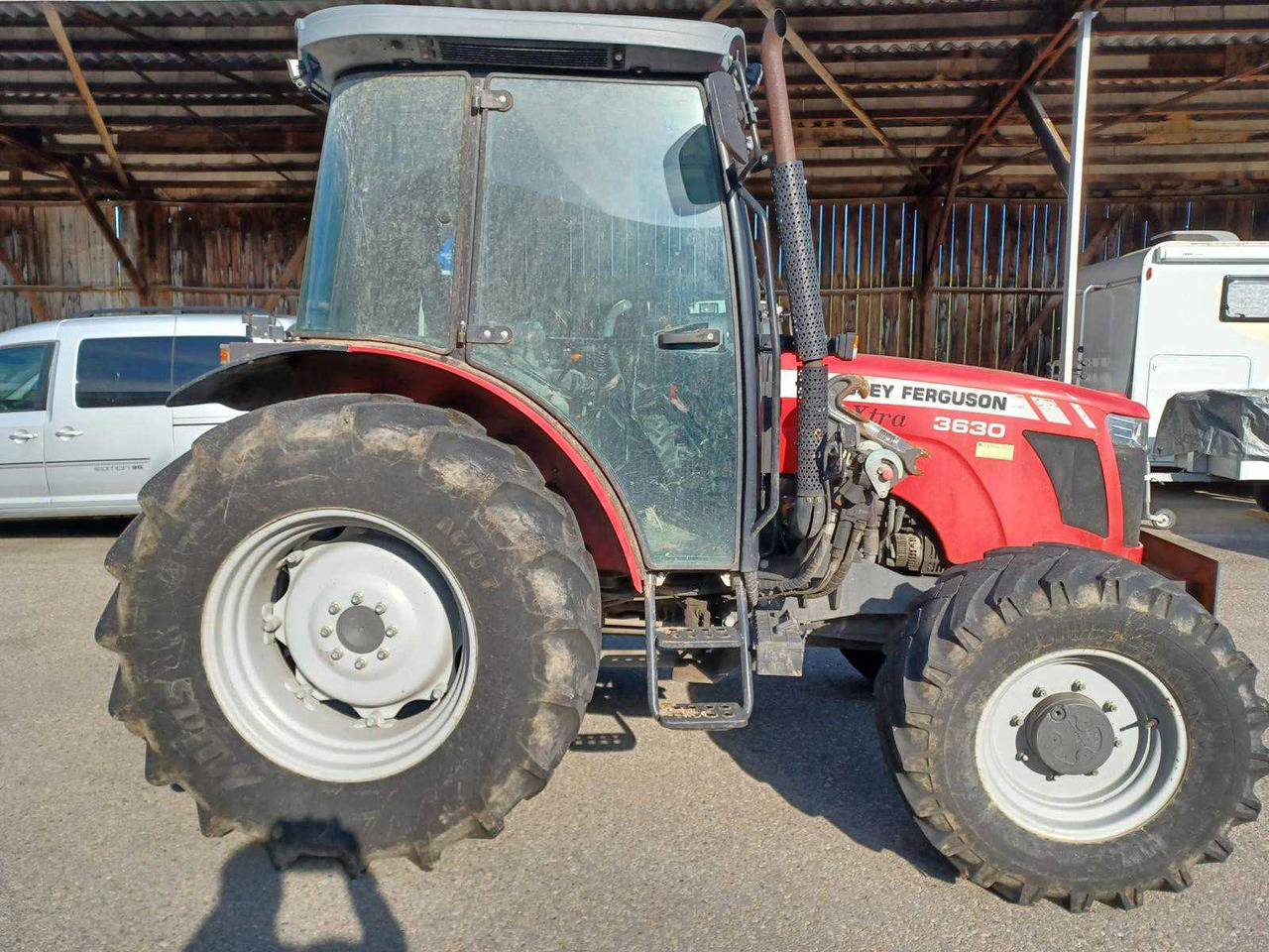Massey Ferguson MF3630 - Traktor: 4 kép. Massey Ferguson MF3630 - Traktor: 4 kép.