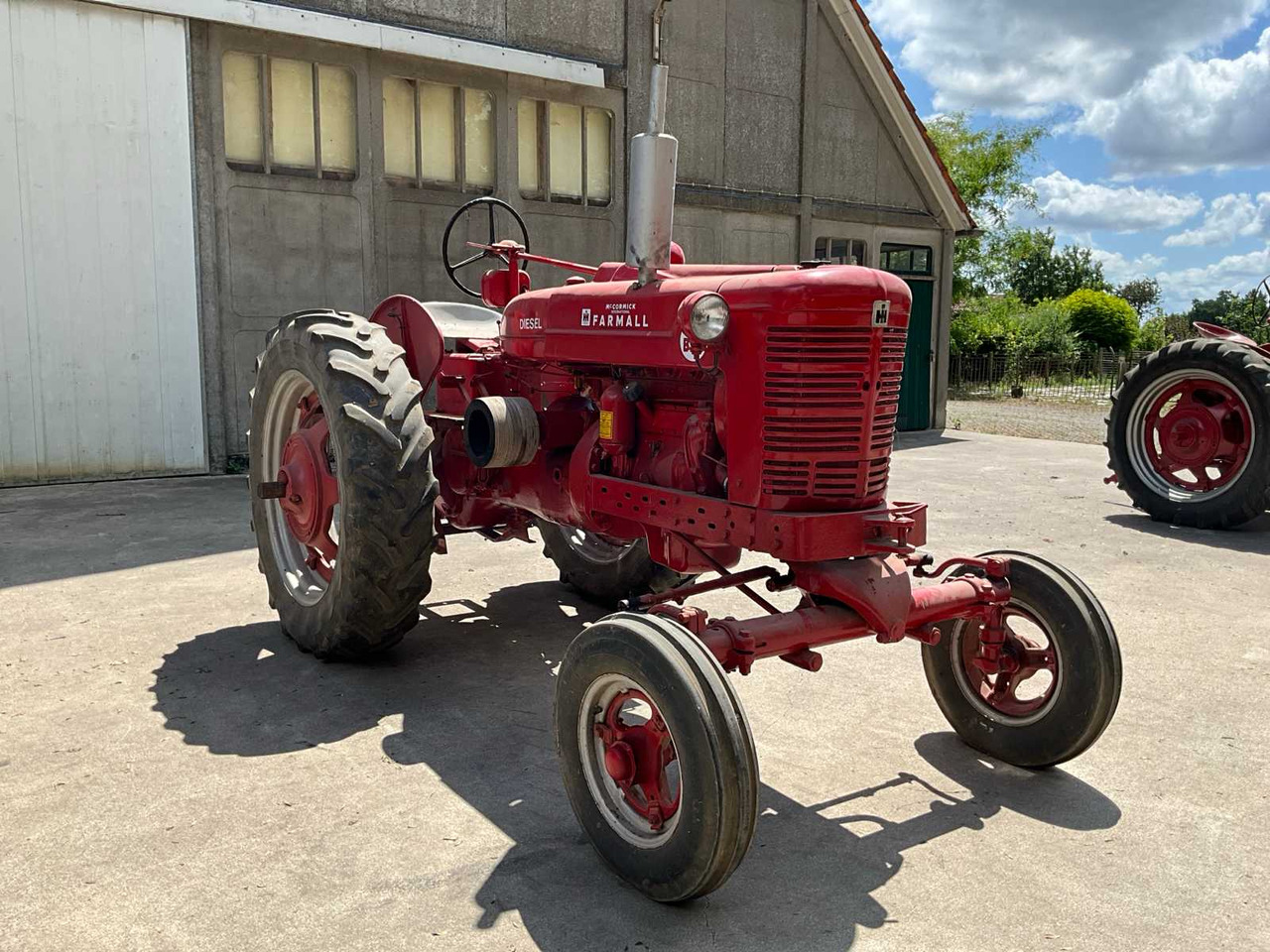 Mc cormick Farmall Super BMD - Traktor: 2 kép. Mc cormick Farmall Super BMD - Traktor: 2 kép.