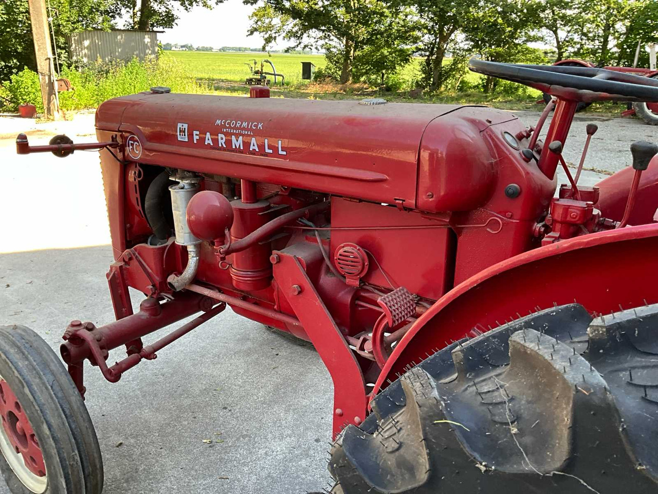 Traktor Mc cormick Super FCC U “Benzine”: 7 kép.