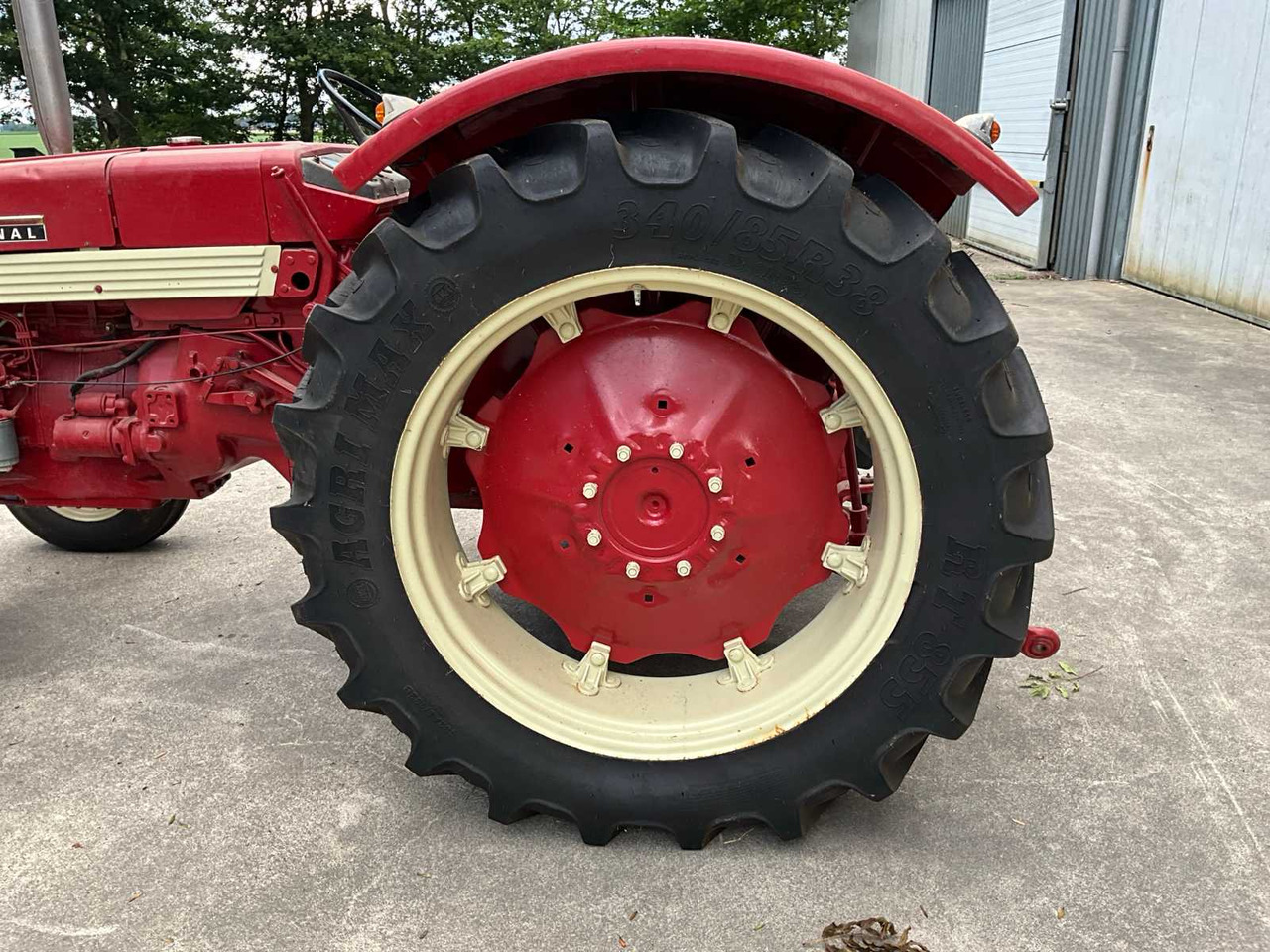 Mc cormick international 624 - Traktor: 5 kép. Mc cormick international 624 - Traktor: 5 kép.