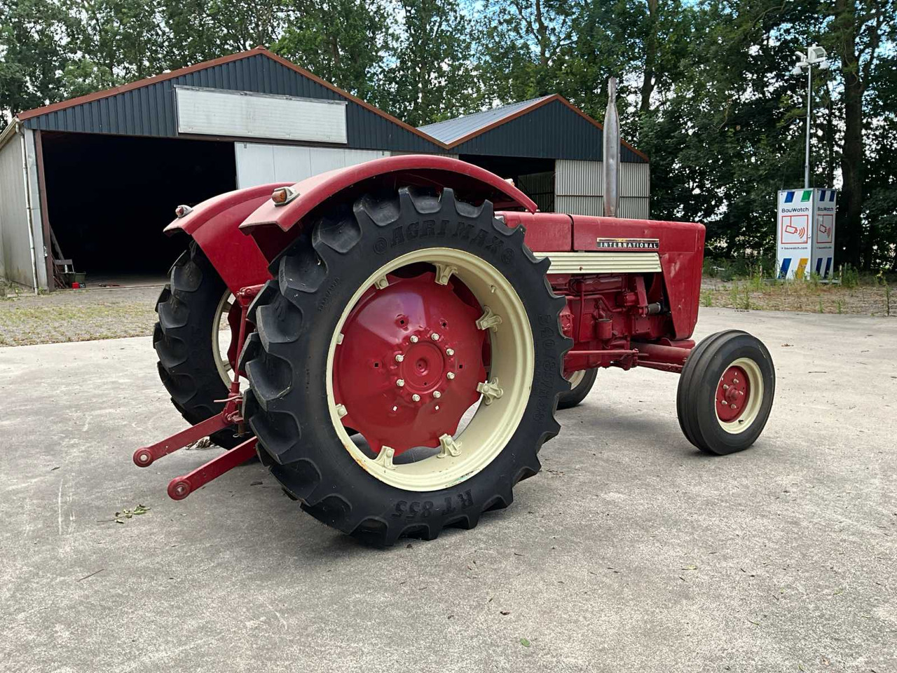 Mc cormick international 624 - Traktor: 3 kép. Mc cormick international 624 - Traktor: 3 kép.
