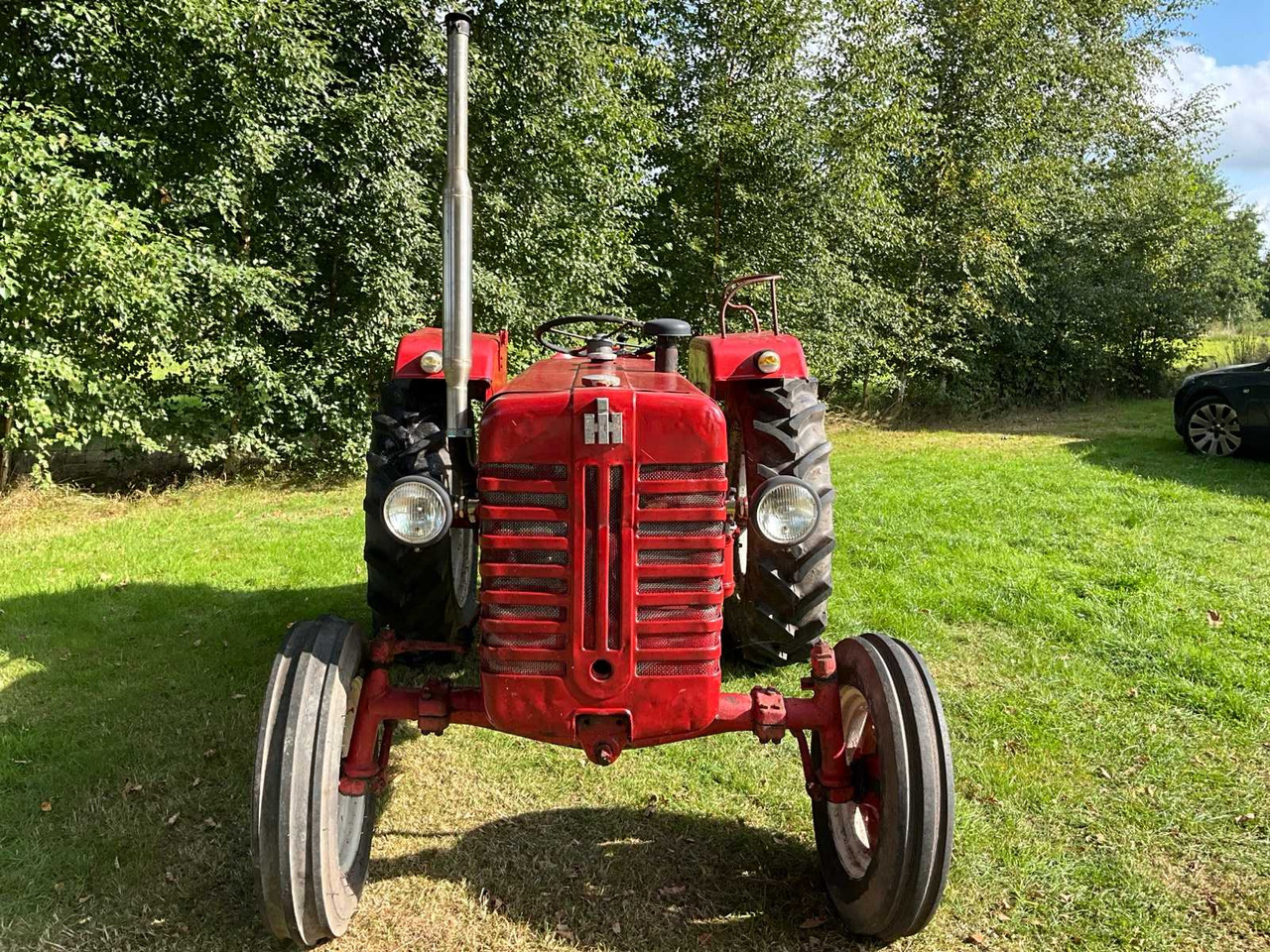 McCormick D-432 - Traktor: 3 kép. McCormick D-432 - Traktor: 3 kép.