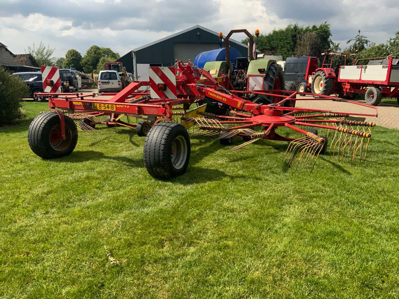 Niemeyer Twin 850-VS - Mezőgazdasági gépek: 5 kép. Niemeyer Twin 850-VS - Mezőgazdasági gépek: 5 kép.
