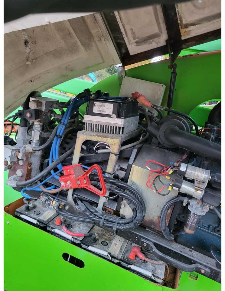 NIFTYLIFT - 2008 - HR21 - AERIAL WORK PLATFORM - Emelő: 5 kép. NIFTYLIFT - 2008 - HR21 - AERIAL WORK PLATFORM - Emelő: 5 kép.