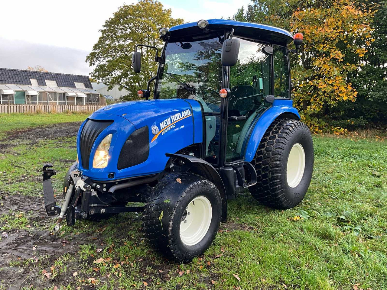 New Holland Boomer 50 - Traktor: 2 kép. New Holland Boomer 50 - Traktor: 2 kép.