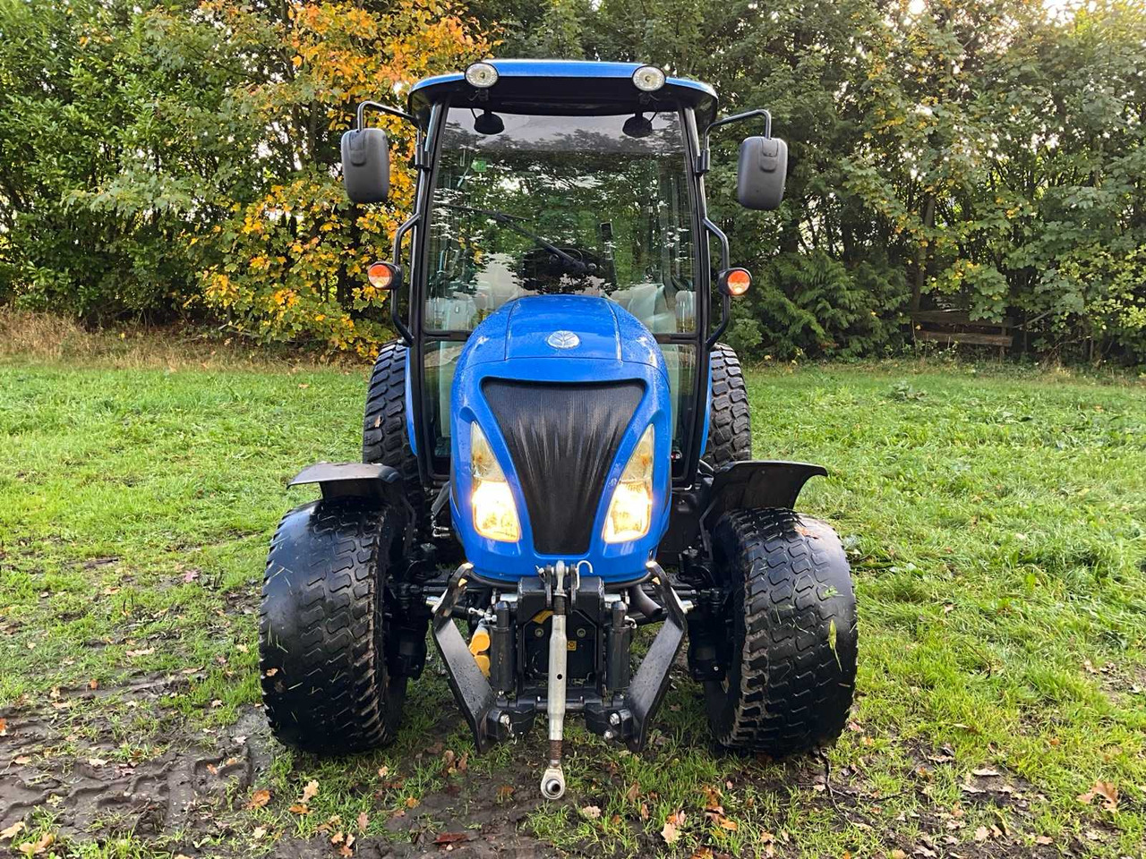 New Holland Boomer 50 - Traktor: 3 kép. New Holland Boomer 50 - Traktor: 3 kép.