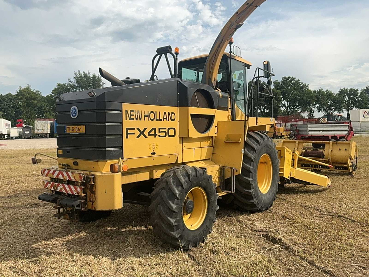 New holland FX450 - Önjáró szecskázógép: 5 kép. New holland FX450 - Önjáró szecskázógép: 5 kép.