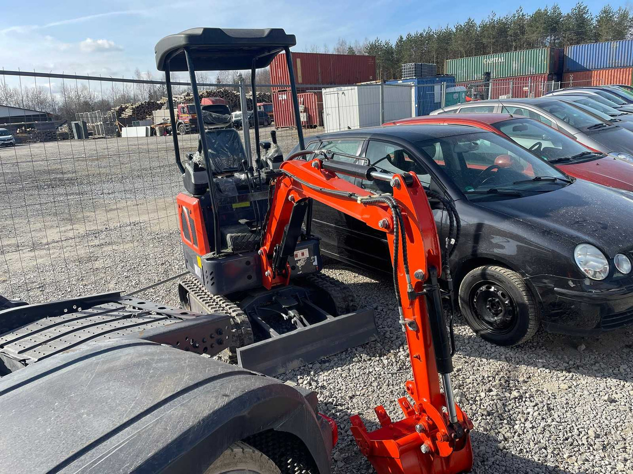 Plus Power - Minikotró: 1 kép. Plus Power - Minikotró: 1 kép.