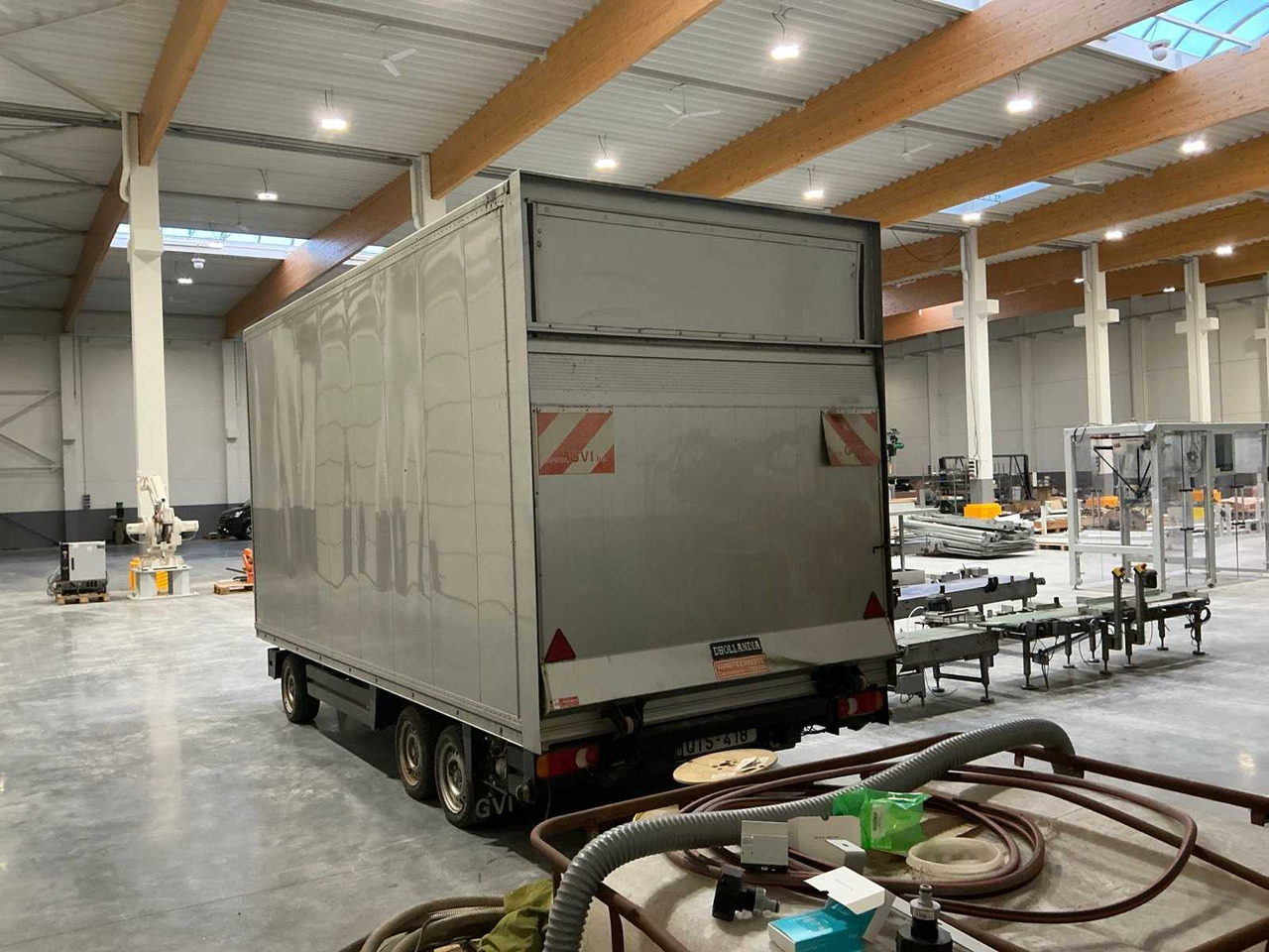 2008 CARGOVAN V31835MO TRAILER - Pótkocsi: 3 kép. 2008 CARGOVAN V31835MO TRAILER - Pótkocsi: 3 kép.