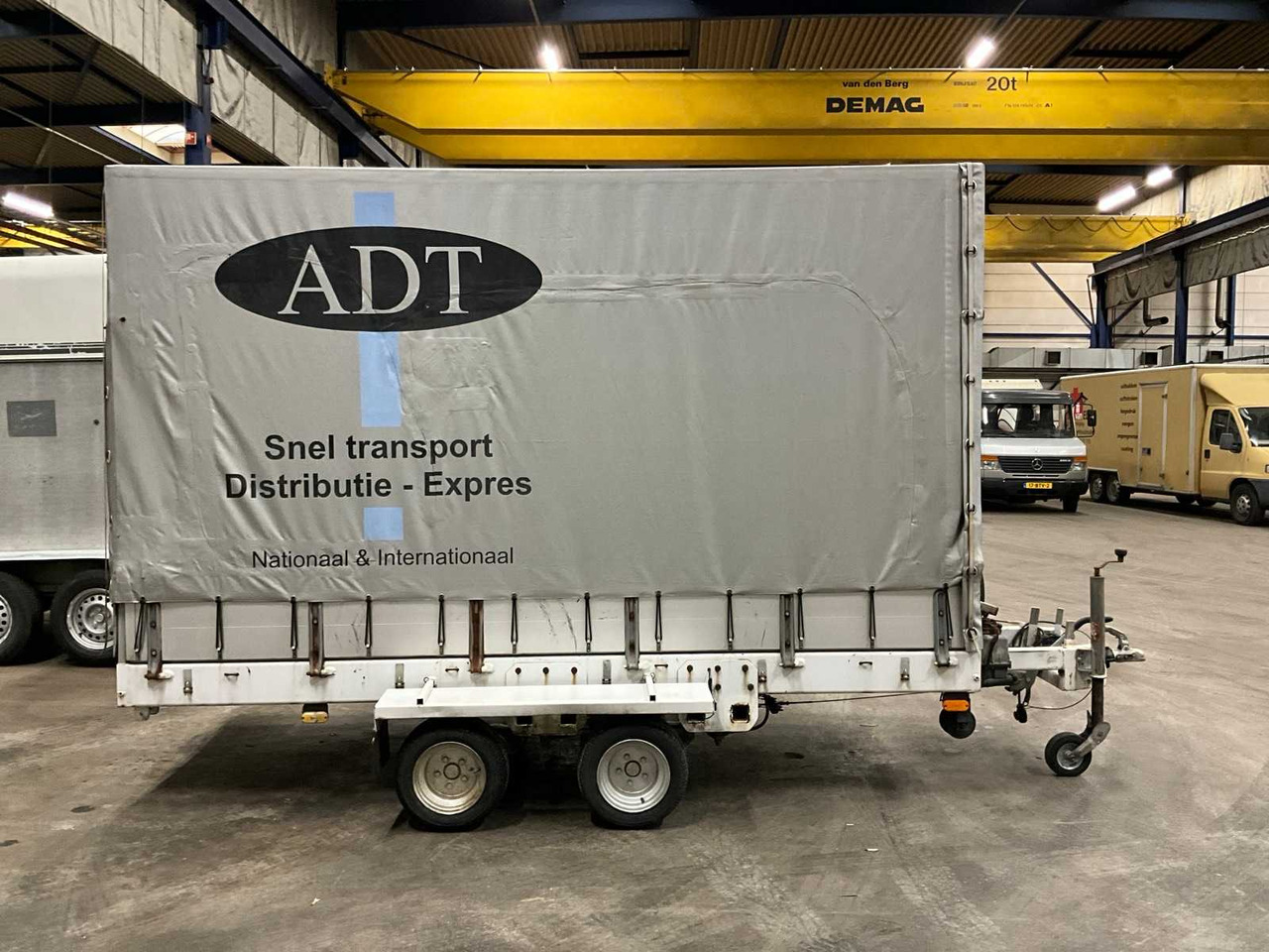 2008 STOCKX A2702 COVERED TRAILER - Pótkocsi: 4 kép. 2008 STOCKX A2702 COVERED TRAILER - Pótkocsi: 4 kép.