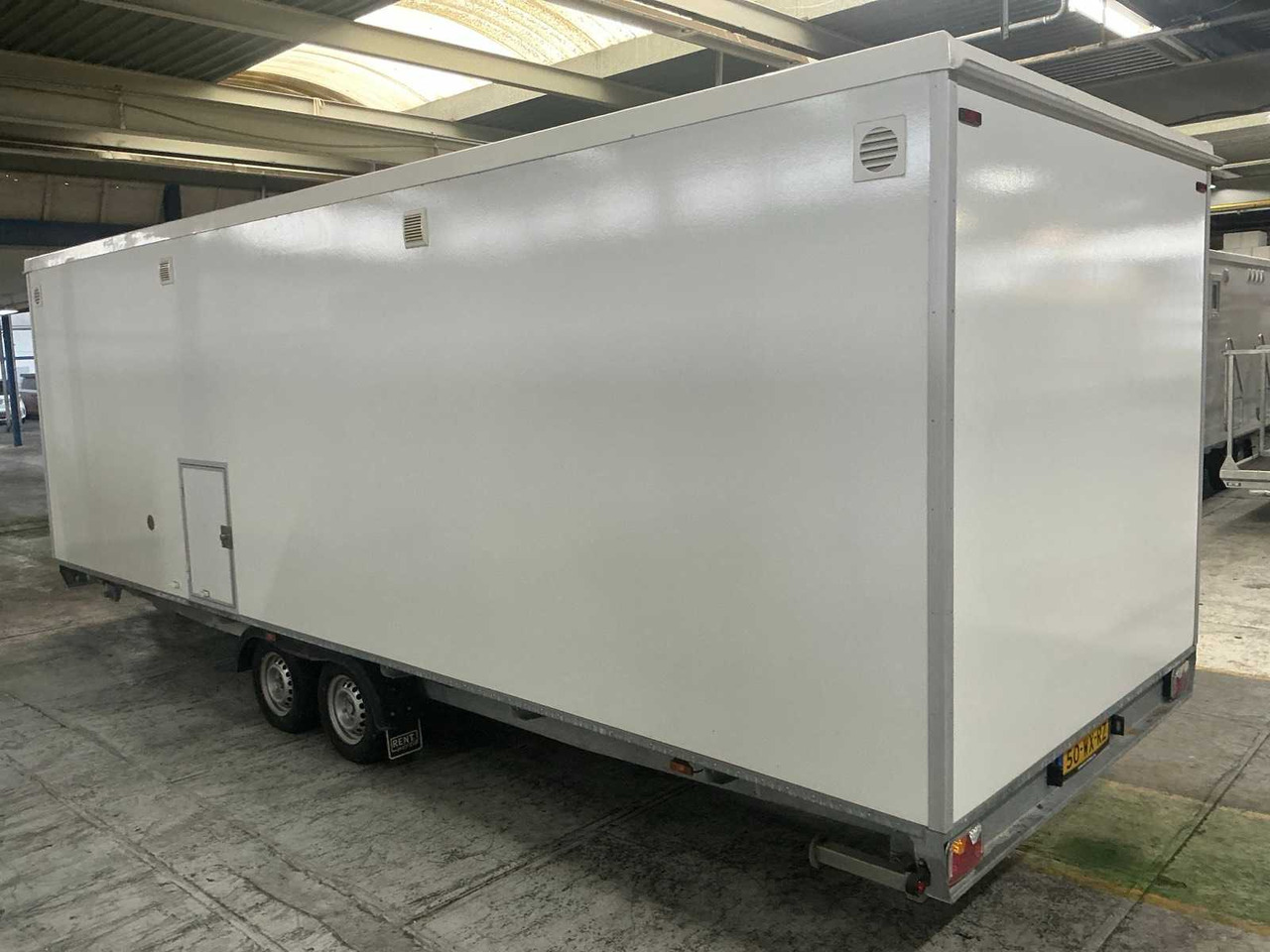 2020 EASYWAGON DL730 MOBILE LIVING UNIT 50-WX-RZ - Pótkocsi: 4 kép. 2020 EASYWAGON DL730 MOBILE LIVING UNIT 50-WX-RZ - Pótkocsi: 4 kép.