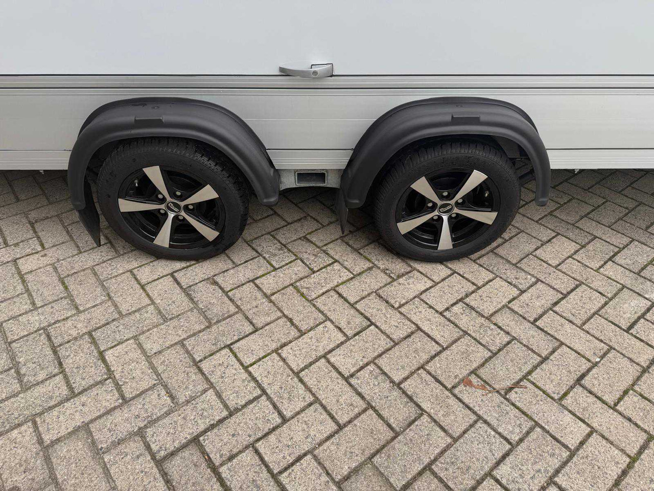 2024 CHEVAL LIBERTÉ C7 - 3.5T – DOUBLE AXLE – BOX BODY - Pótkocsi: 5 kép. 2024 CHEVAL LIBERTÉ C7 - 3.5T – DOUBLE AXLE – BOX BODY - Pótkocsi: 5 kép.