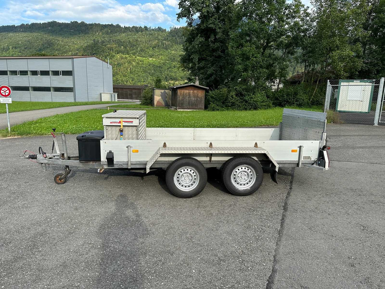 HUMBAUR - HT 3000 - 2008 - SENKOMAT - Pótkocsi: 5 kép. HUMBAUR - HT 3000 - 2008 - SENKOMAT - Pótkocsi: 5 kép.