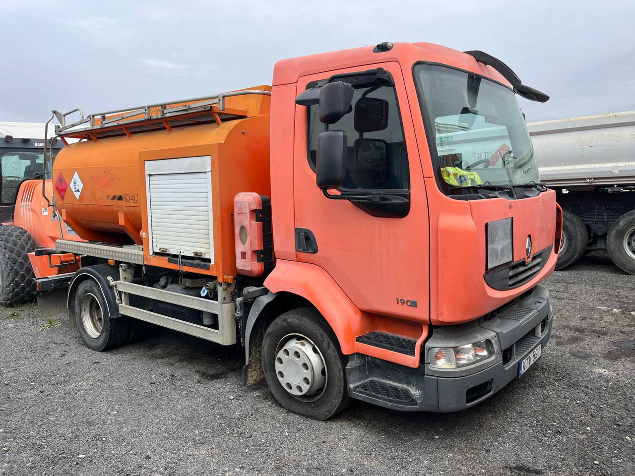 RENAULT Midlum 190.12 Light - Bitumenszóró: 4 kép. RENAULT Midlum 190.12 Light - Bitumenszóró: 4 kép.