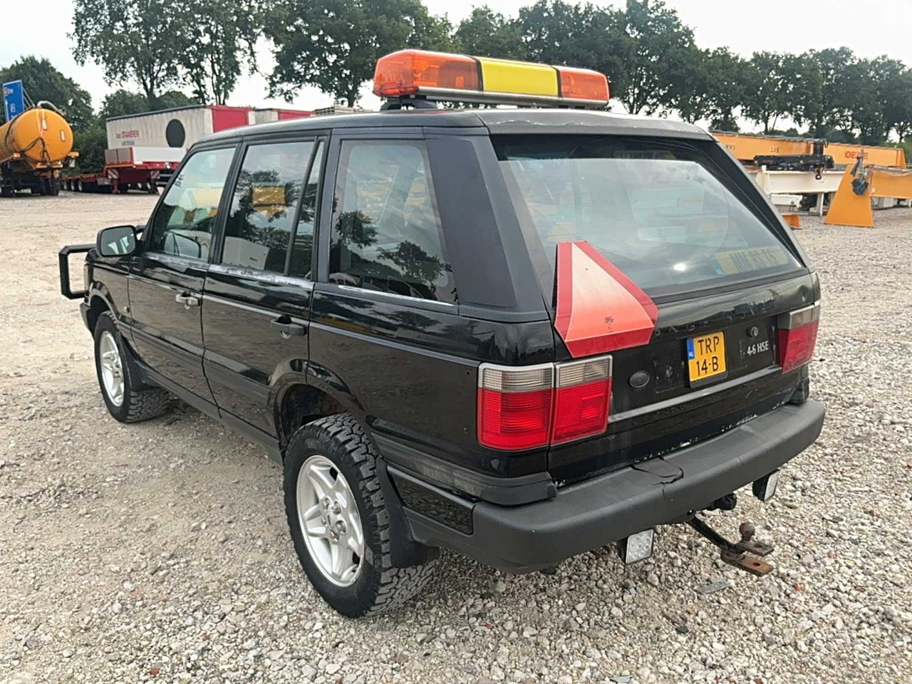 Range rover - Mezőgazdasági pótkocsi: 4 kép. Range rover - Mezőgazdasági pótkocsi: 4 kép.