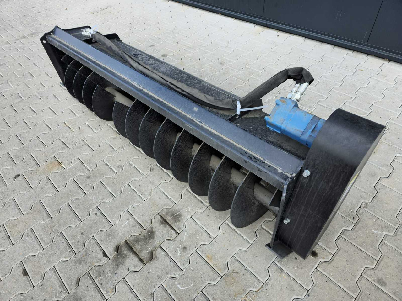 Rhino-Cross 660x2160x750 - Talajművelő gep: 1 kép. Rhino-Cross 660x2160x750 - Talajművelő gep: 1 kép.