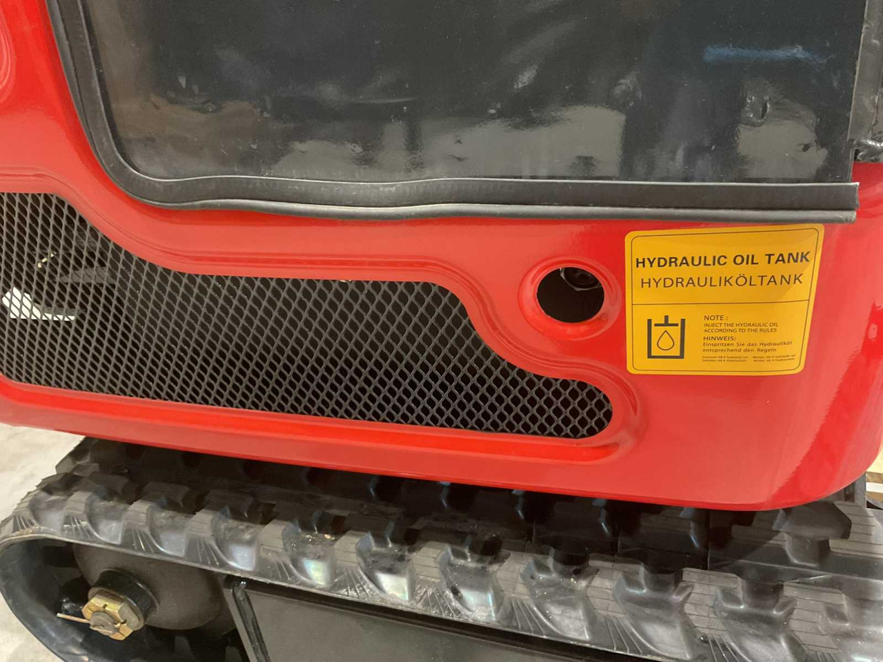 Minikotró Rhino-Cross R319: 10 kép.
