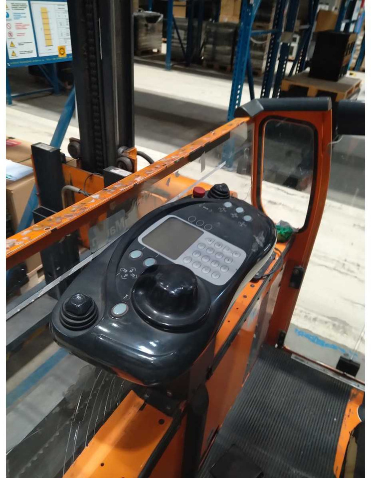 STILL - MX-X TR - FORKLIFT TRUCKS - 2007 - Villás targonca: 5 kép. STILL - MX-X TR - FORKLIFT TRUCKS - 2007 - Villás targonca: 5 kép.