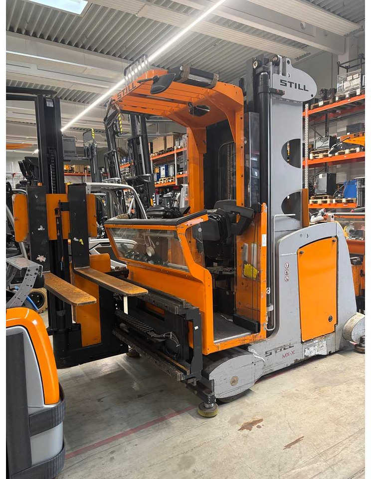 STILL - MX-X - VNA FORKLIFT TRUCK - 2016 - Villás targonca: 1 kép. STILL - MX-X - VNA FORKLIFT TRUCK - 2016 - Villás targonca: 1 kép.